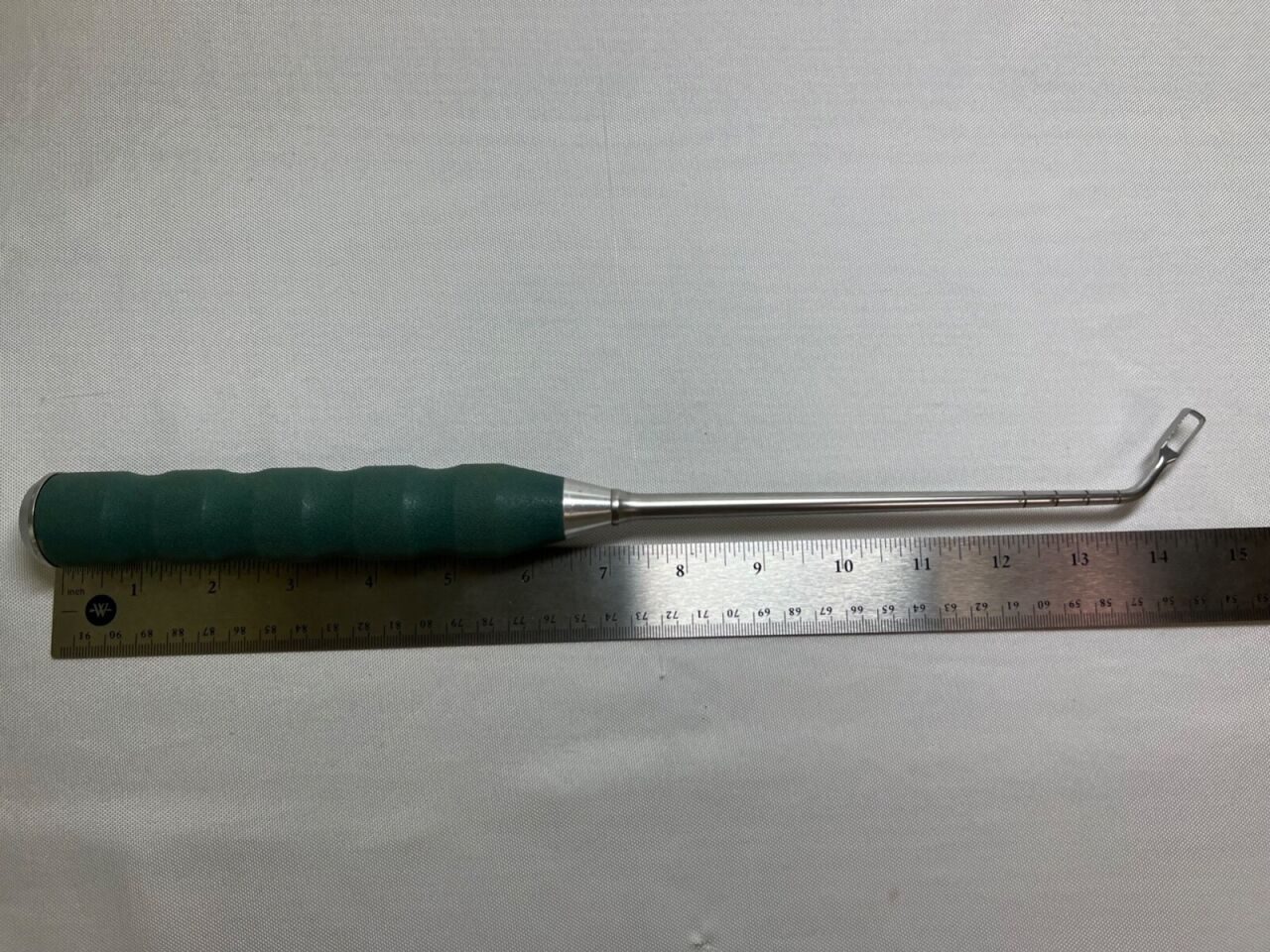 SYNTHES 389.866 Large Box 8mm Right Angled Curette US892 — photo 4