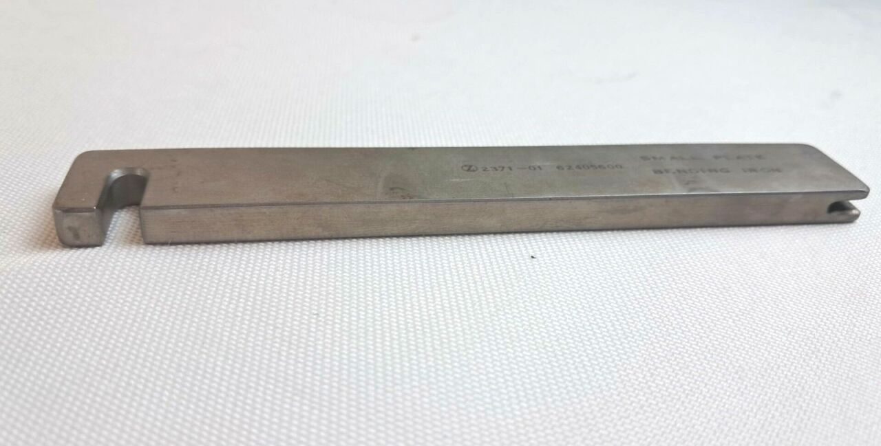 ZIMMER 2371-01 Orthopedic Small Plate Bending Iron — photo 2