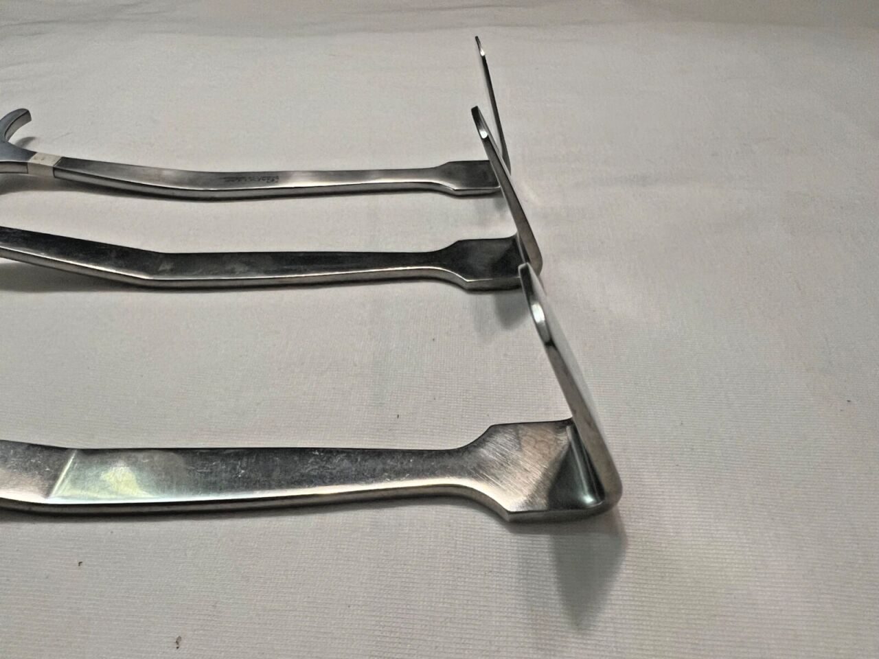MILTEX 5-1/2" Length Set Of 3 Smillie Retractors — photo 3