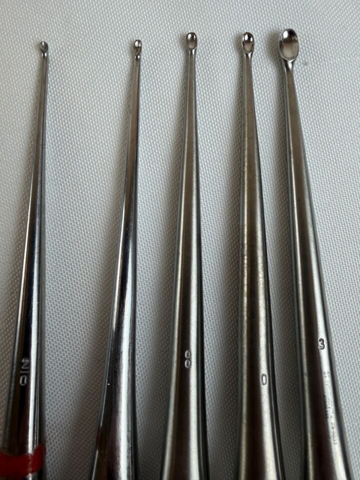 SYMMETRY MEDFIX JARIT AESCULAP CODMAN 8" Straight, Reverse Angle & Forward Angle Set  Symmetry Medfix Jarit Aesculap 8" Brun Bone Curettes Forward   Angled — photo 5