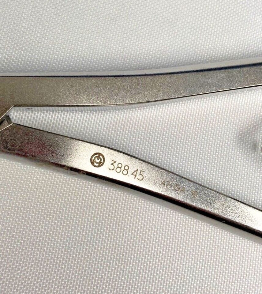 SYNTHES 388.45 USS Bar Holding Forceps For 3.5mm Bar — photo 5