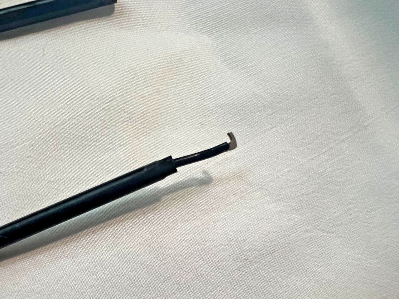Laparoscopic Bovie L Hook Electrode 42cm Monopolar L Hook Electrode — photo 2