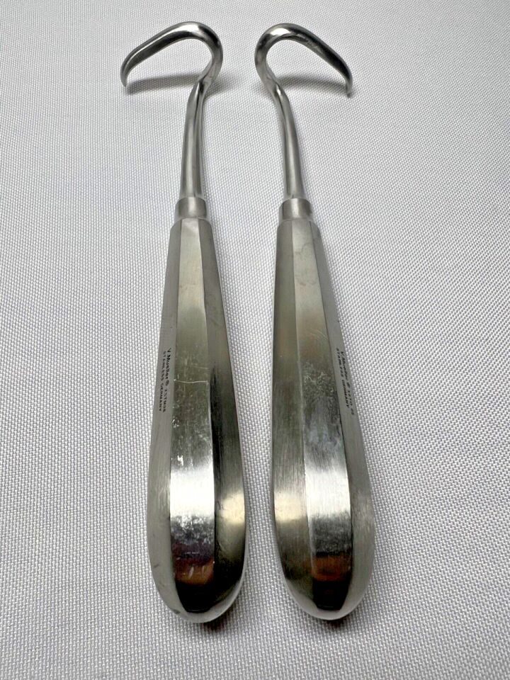 V. MUELLER CH30 & CH31 Right Sided & Left Sided Rasps Set of 2 — photo 1