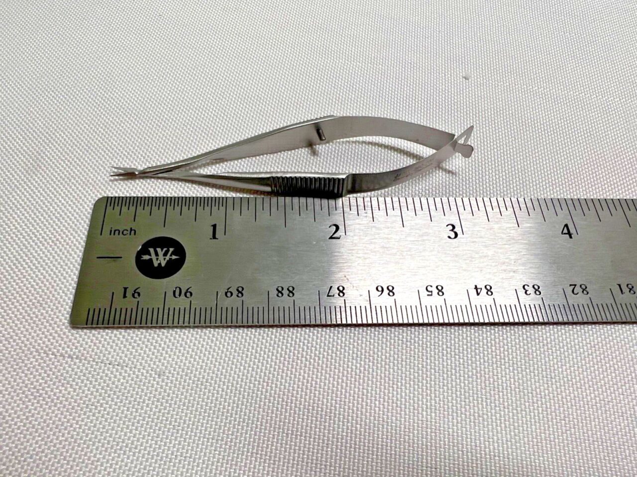 JARIT 360-201 Vannas Capsulotomy Scissor Curved Sharp Tips 3-1/8" Length — photo 4