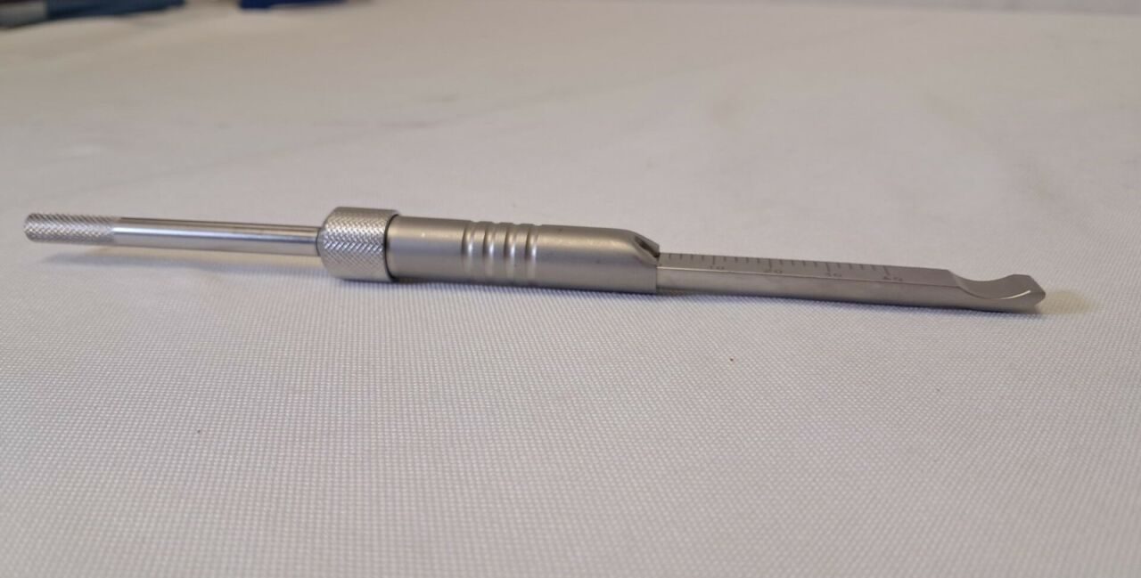 ORTHOMED OM 47-0934 Mini Screw Depth Gauge — photo 1
