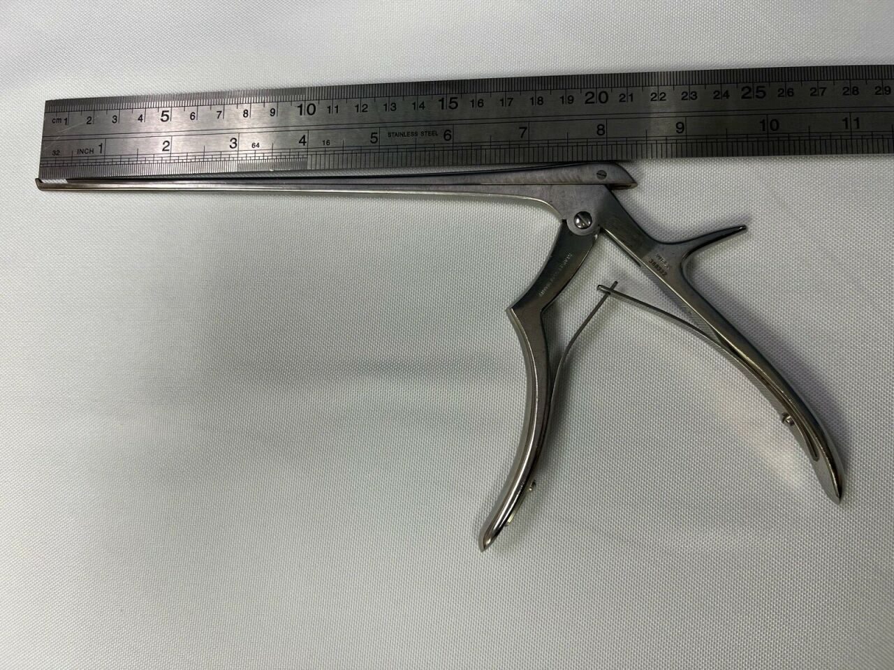 WECK 388332 Spurling Kerrison Rongeur 8" X 2mm Cup X 40deg Up Bite — photo 5