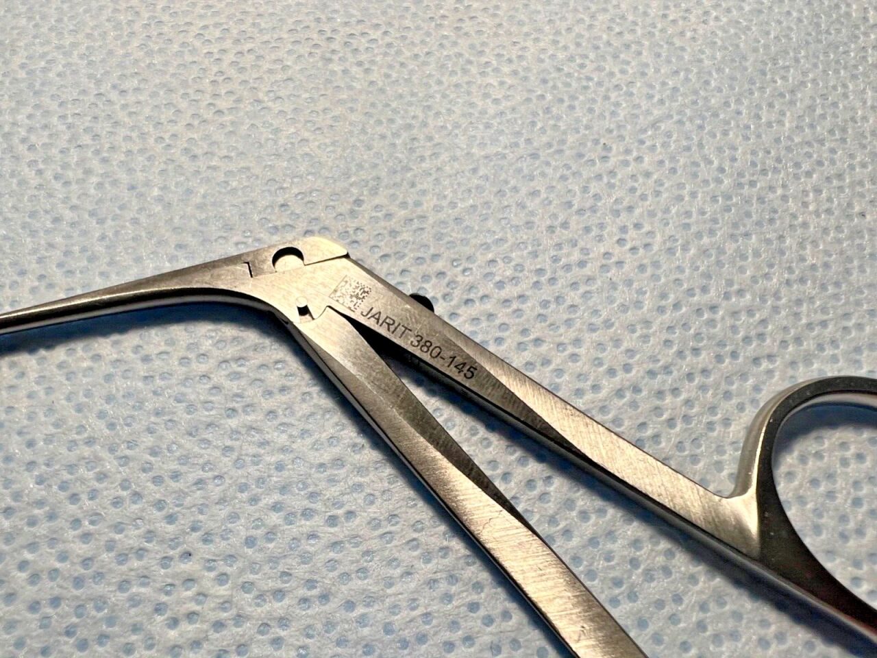 JARIT 380-145 Herzfeld Straight Alligator Ear Forcep, 2mm Cup, 3-3/8" WL — photo 5