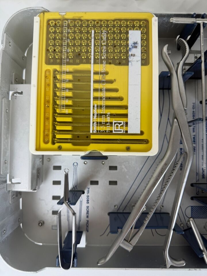 SMITH & NEPHEW 7113-4050 Richards CHS Comprehensive Hip System — photo 3