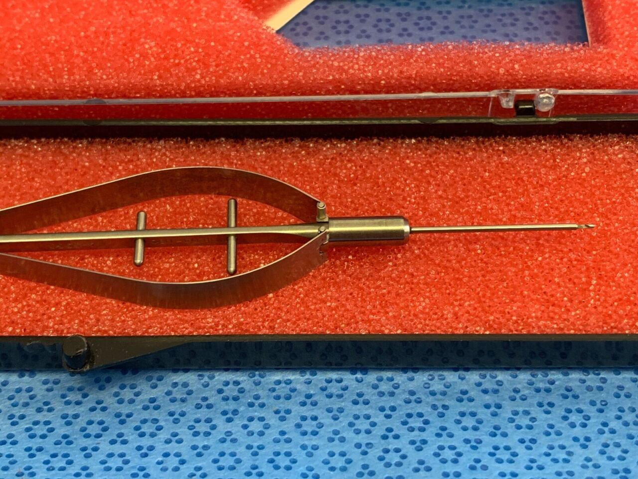 KATENA K4-5550 Scimeca Loop Amputator Right w/ Case — photo 2
