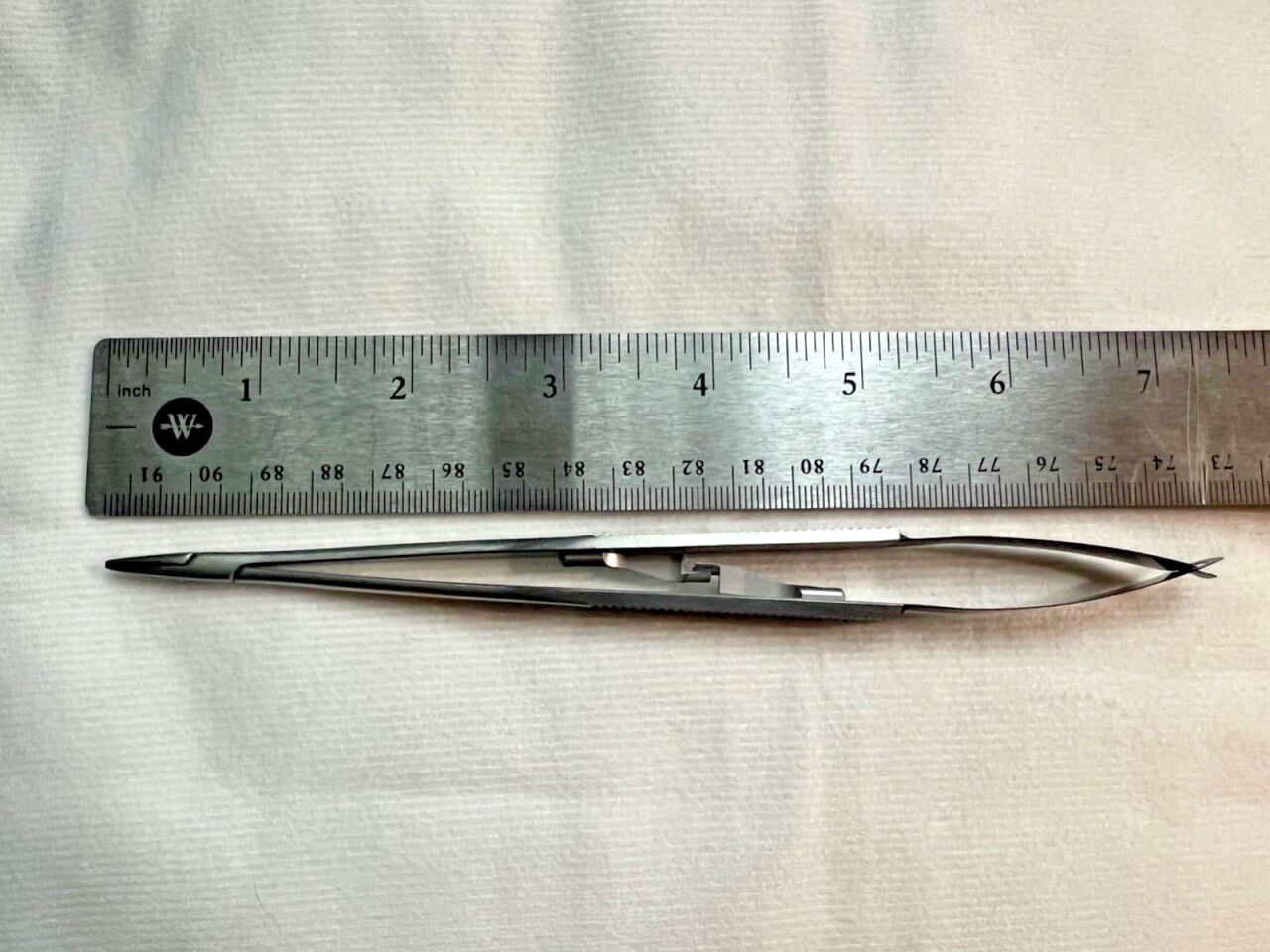 SYMMETRY SURGICAL 32-185 0.76mm X 7-1/4" Length TC w/ Lock Spencer Needle Holder — photo 5