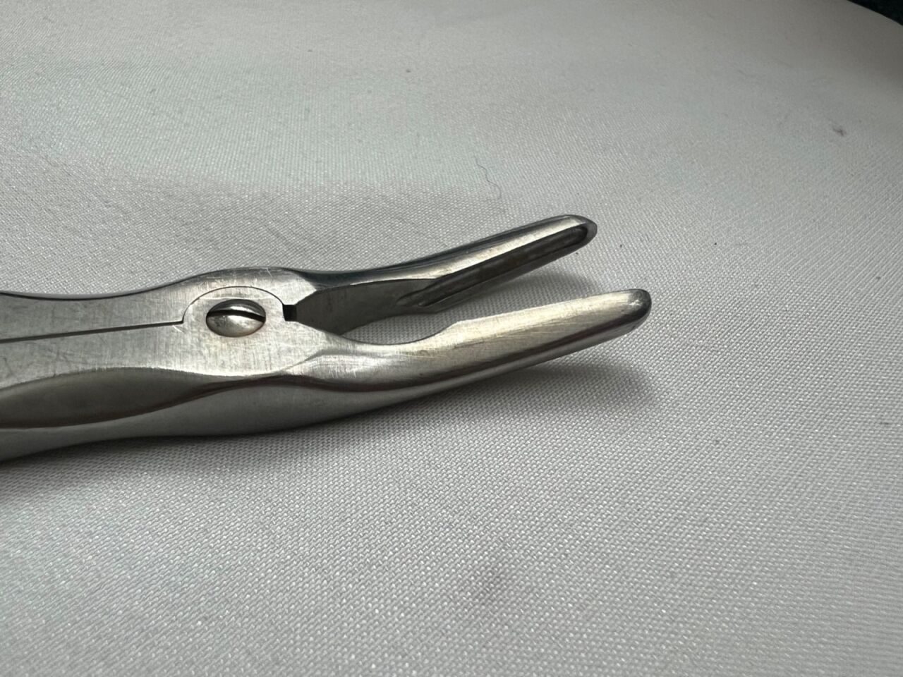 V. MUELLER AU 6791 Beyer Rongeur Forceps 3mm X 15mm Slightly Curve Jaws 7-1/4" L — photo 2