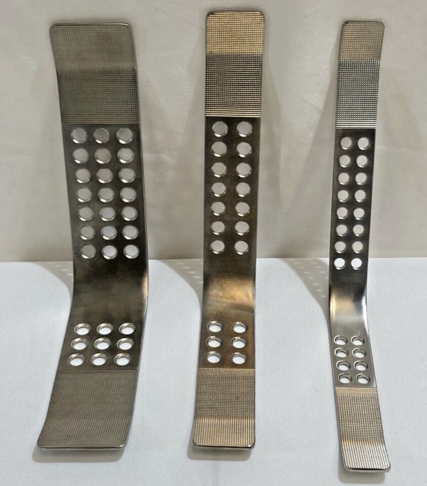 V. MUELLER SU10322 SU10321 SU10320 Perforated Angled Retractors Ortho — photo 1