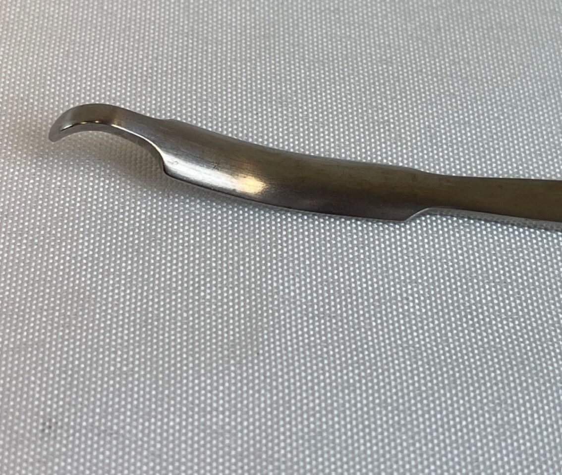 KMEDIC KM46832 KM 46-832 Mini Hohmann Retractor 8mm x 6.5" Orthopedics Trauma — photo 5