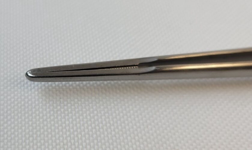 SYMMETRY SURGICAL 37-1001 DeBakey Tissue Forceps Serrated Tips 7-3/4" — photo 3