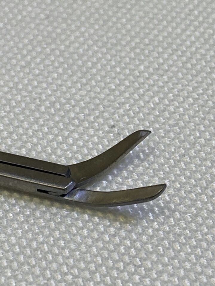 MICROFRANCE INTEGRA MCOS36 Selesnick Micro Scissor Forceps Curved Right 7mm ENT — photo 6