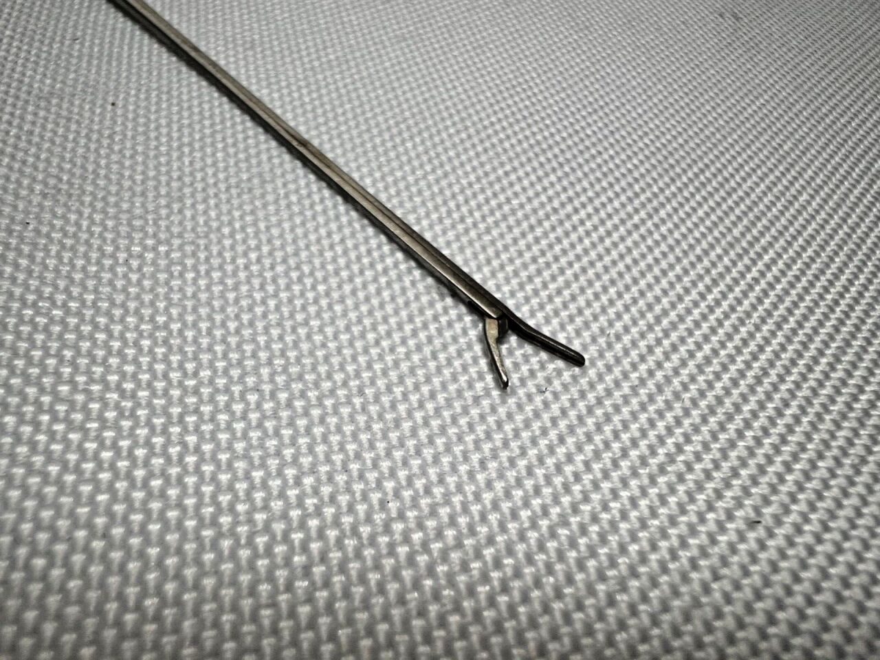 V. MUELLER AU18200 McGee Delicate Crimper Forceps 3-1/8" Length ENT — photo 3