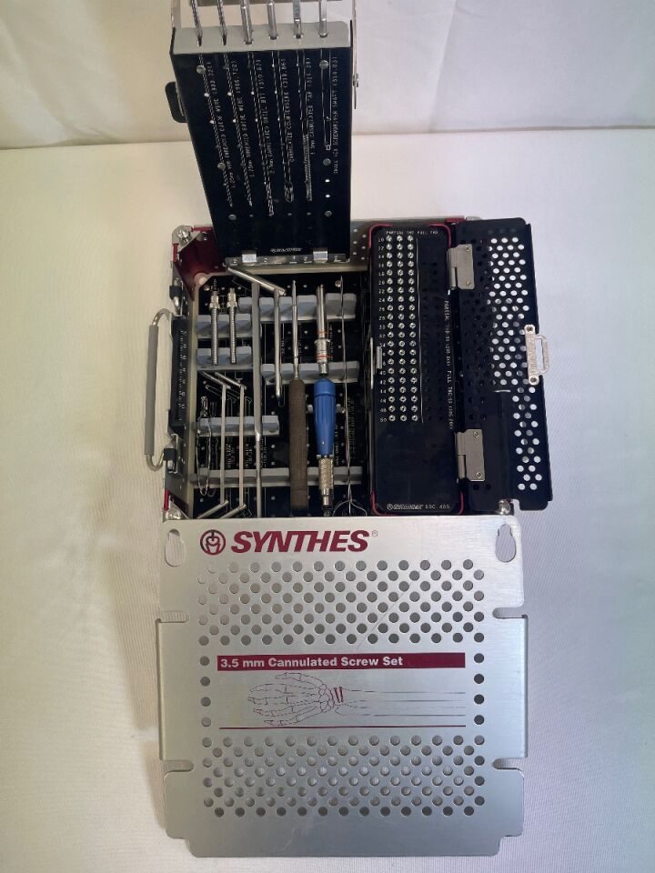 SYNTHES 3.5mm Cannulated Screw Set — photo 1