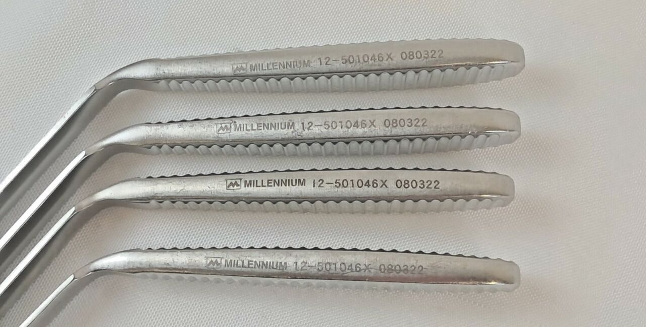 MILLENNIUM 12-501046X Lot of 4 Cloward Blade Retractors — photo 2