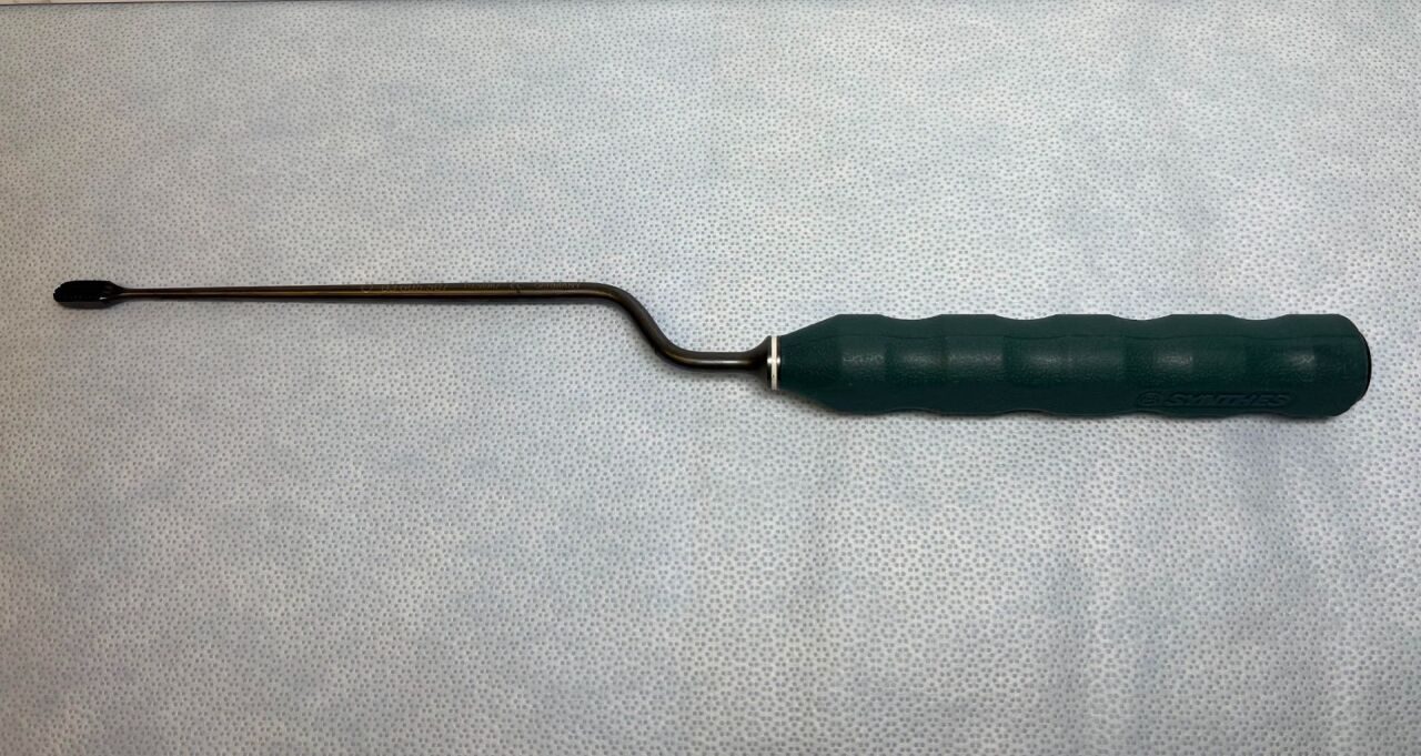 SYNTHES 03.605.507 8mm 5.5mm Dual-Sided Bayoneted Rasp — photo 3