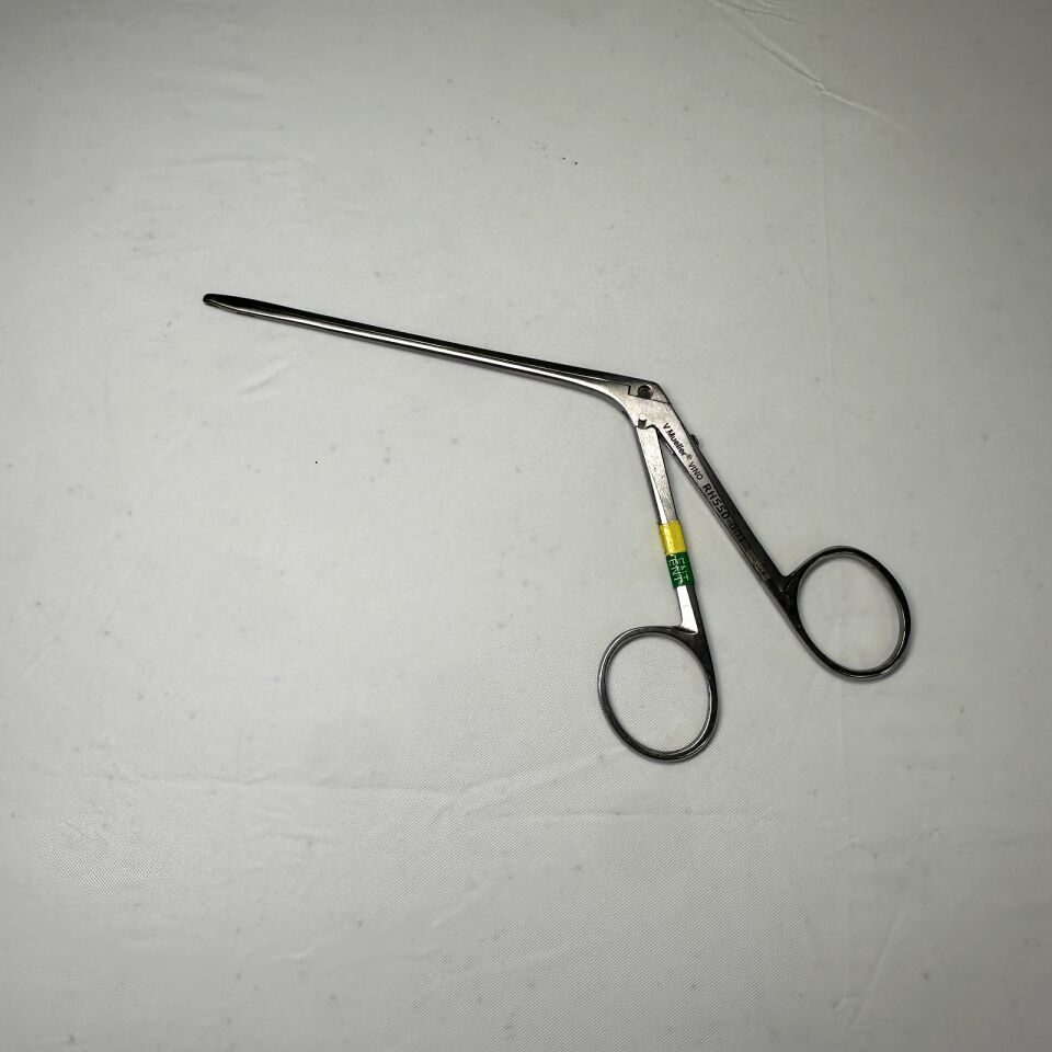 V. MUELLER RH550-001 Nasal Forceps Struempel-Voss W/ Fenestrated Cup 4 1/8"