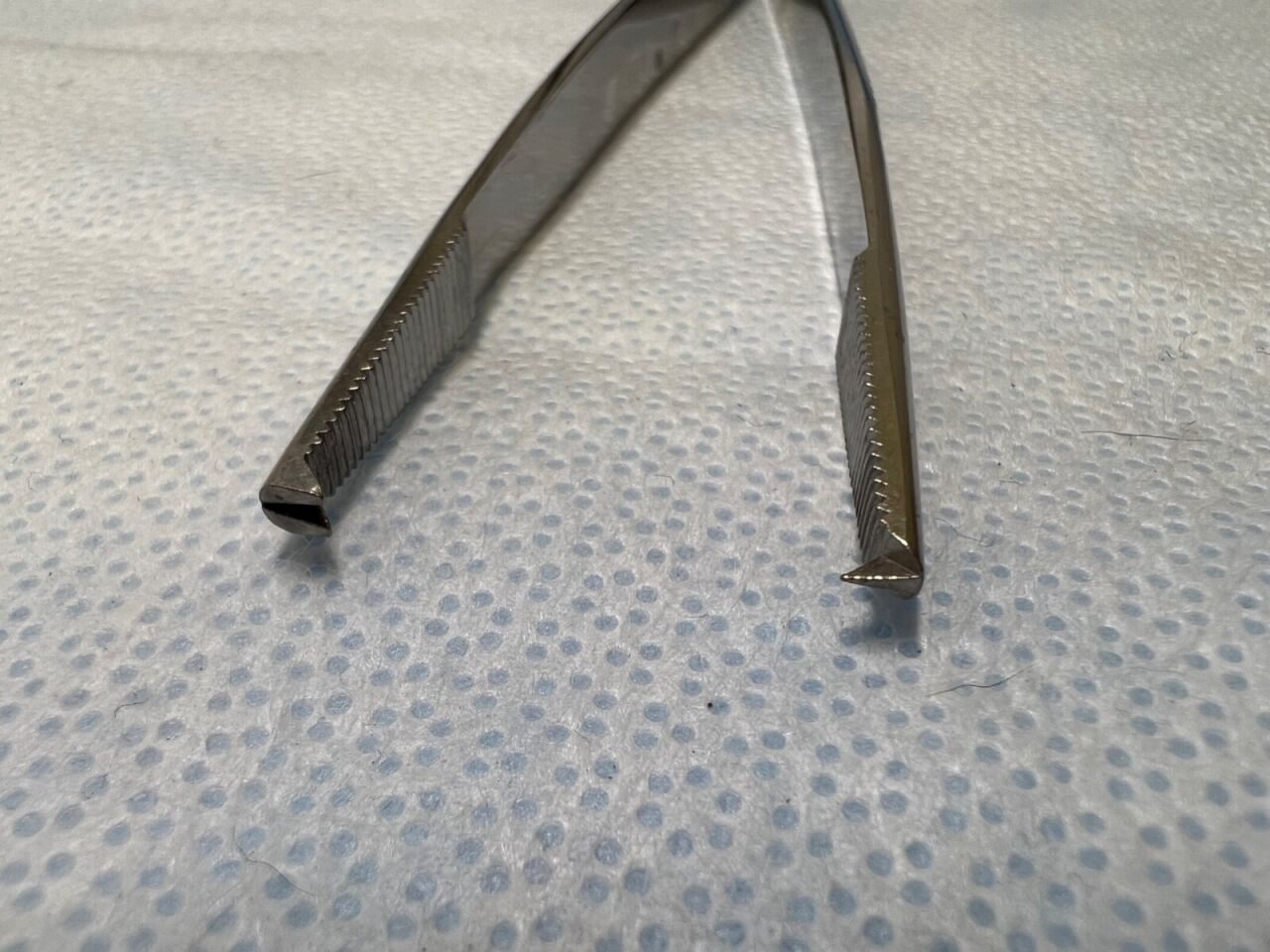 MILTEX 6-148 Tissue Forceps 1x2 Serrated Tips 7" — photo 4