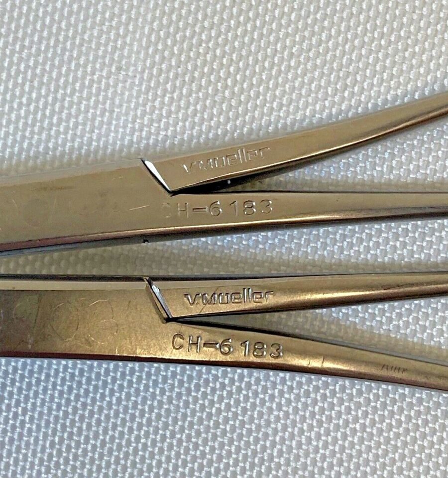 V. MUELLER CH-6183 Cooley Coarctation Clamp Angled Shanks — photo 2
