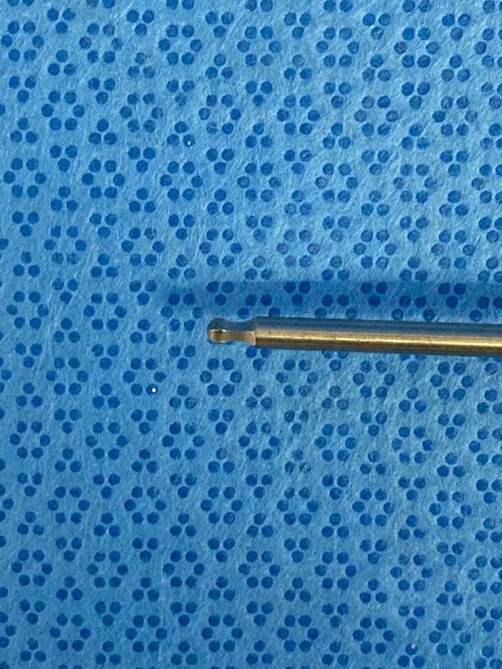 AESCULAP FF957 Caspar Ball Tip 2.5mm Hexalobe Screwdriver — photo 5