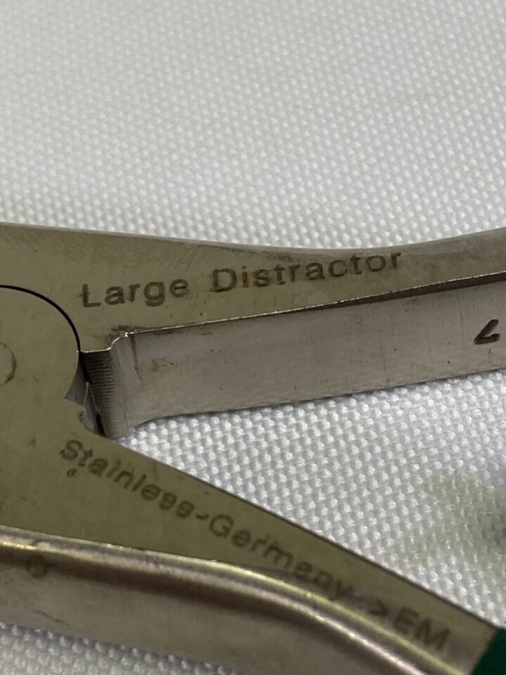 ACROMED 2050-11 Large Distractor Forceps — photo 5