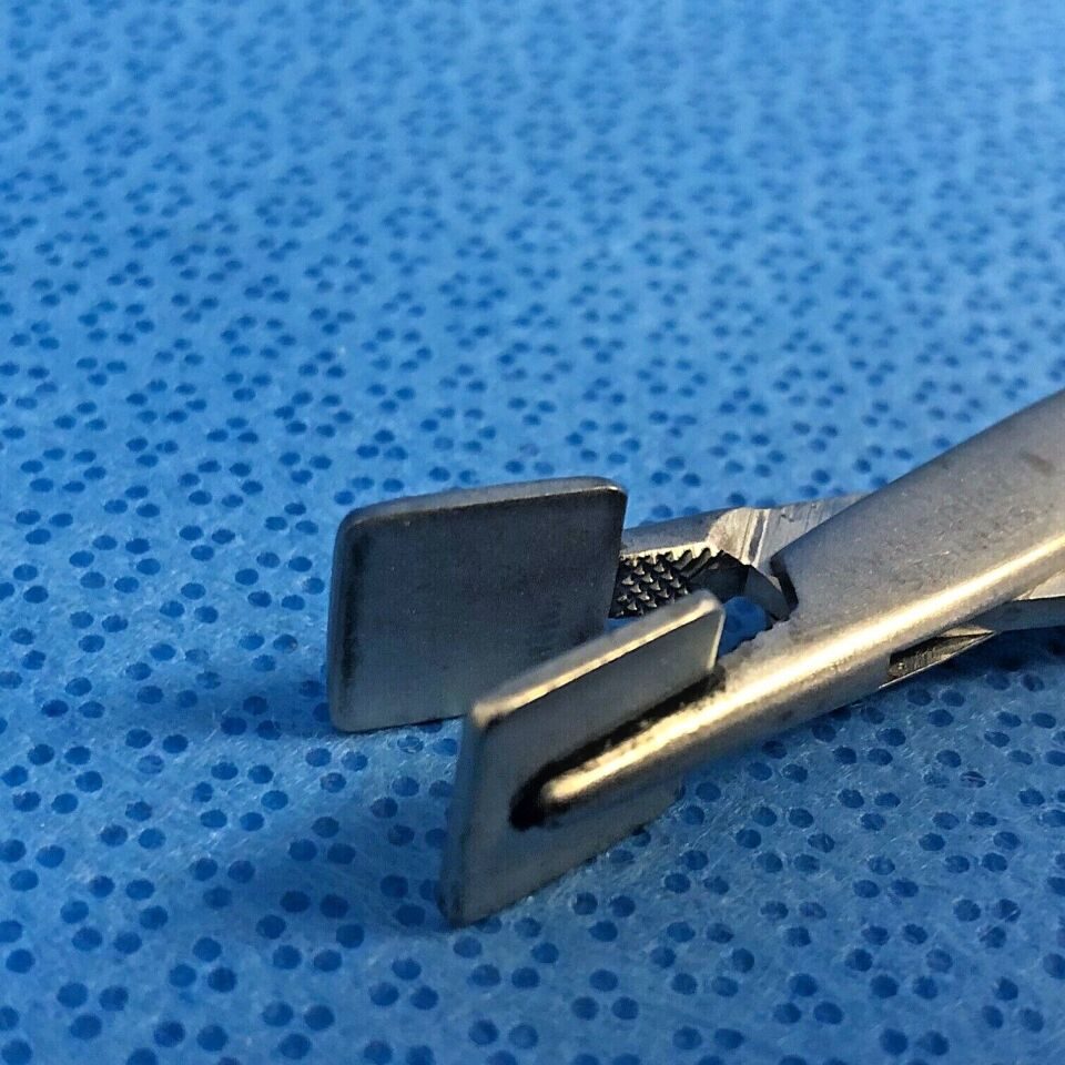 V. MUELLER AU16660 House Gelfoam Pressure Forceps — photo 6