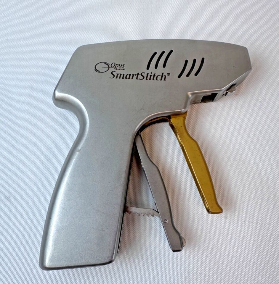 ARTHROCARE OM-8000 Opus SmartStitch Handle — photo 6