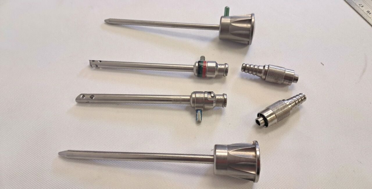 LINVATEC 4.6mm & 5.8mm Fenestrated Cannulas w/ Obturators & Adapters — photo 2