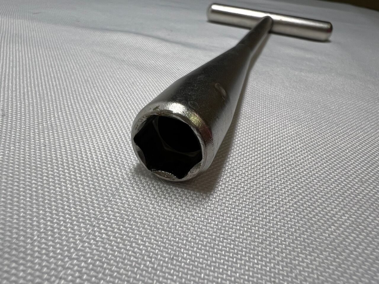 SYNTHES 355.15 T-Handle 11mm Cannulated Socket Wrench — photo 3