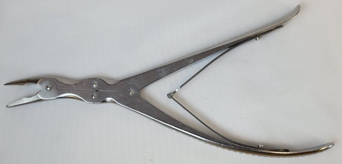 LEKSELL STILLE 4mm x 24cm Curved Bone Rongeur — photo 1