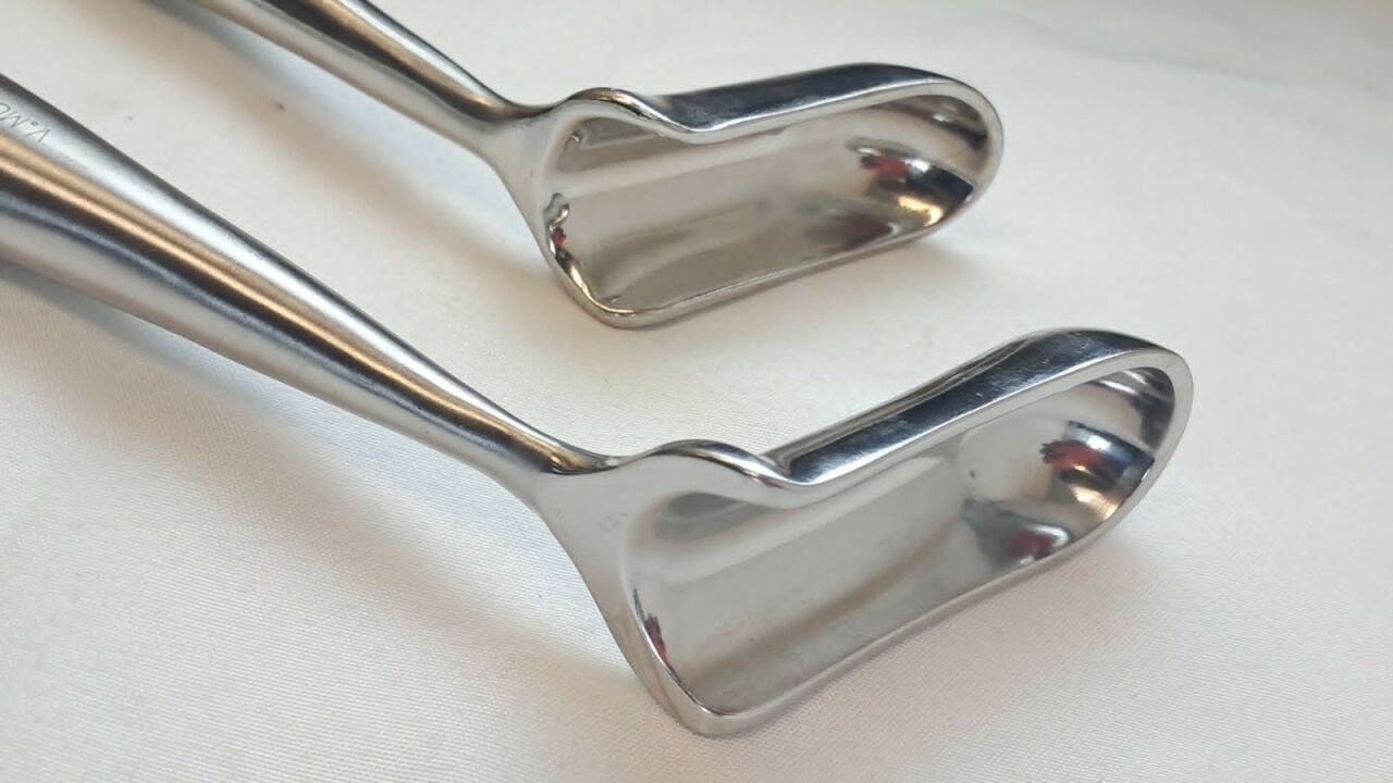 V. MUELLER SU180 SU181 Pair of Hill-Ferguson Rectal Retractors Proctology — photo 3