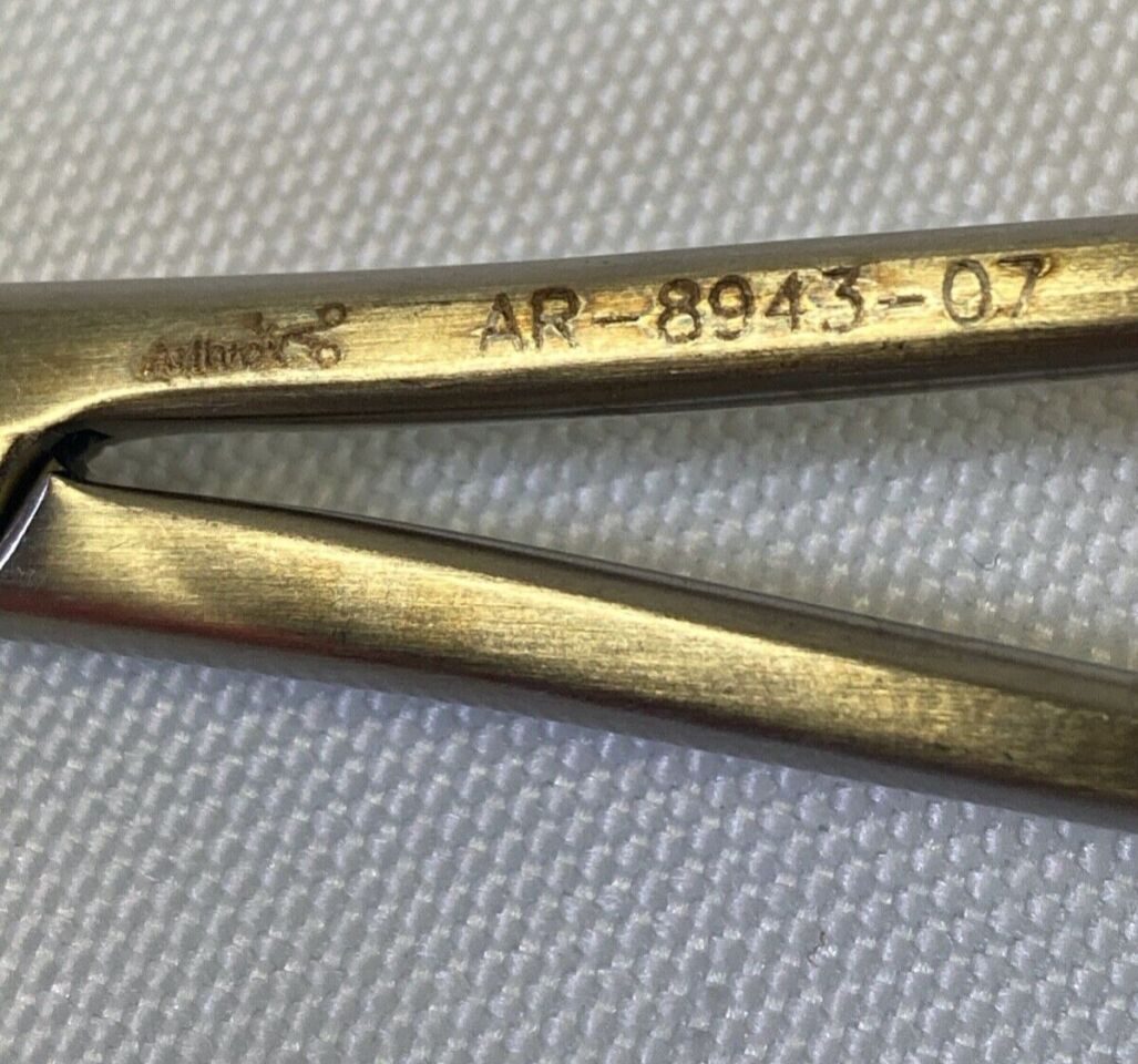 ARTHREX AR-8943-07 Bone Reduction Forceps Curved Pointed 5.25" Orthopedic Trauma — photo 2
