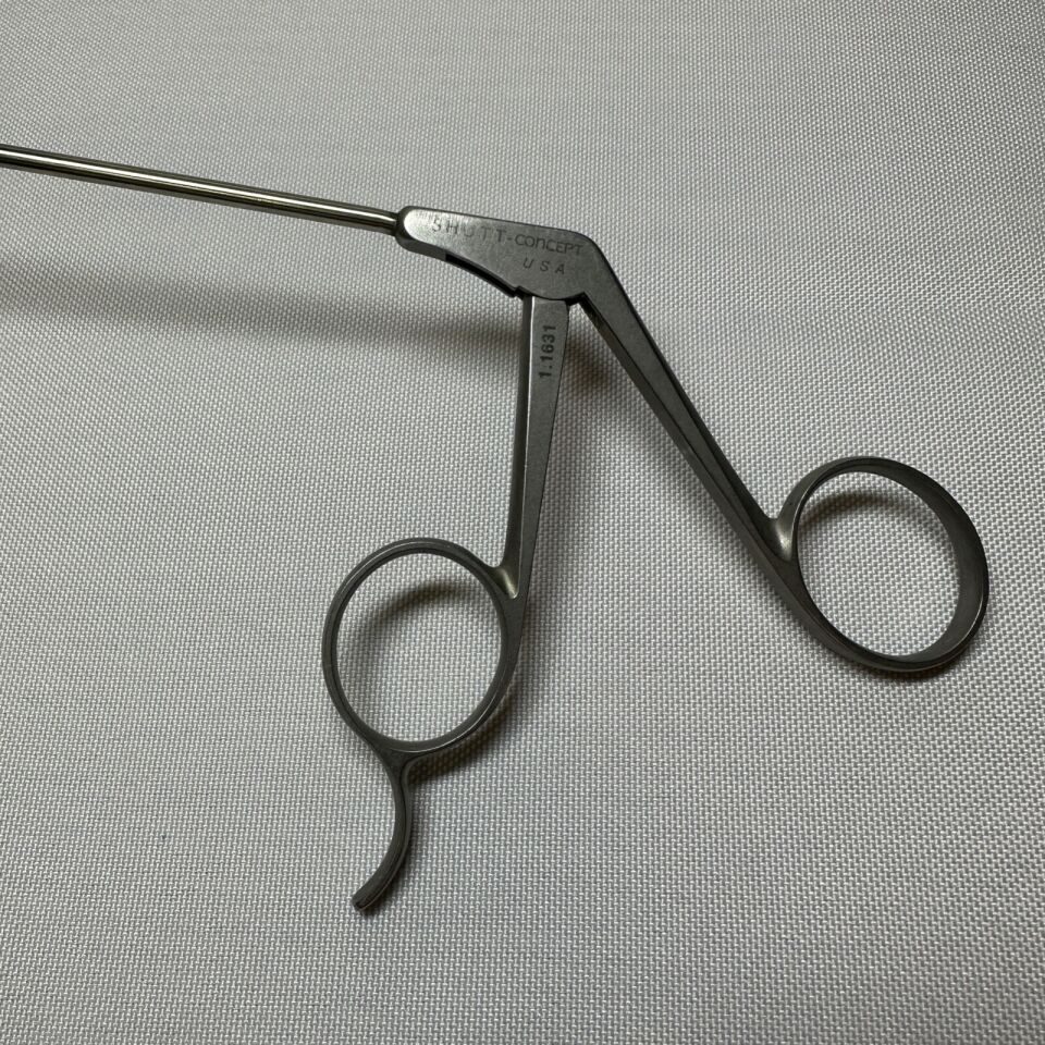 SHUTT 1.1631 Small Joint Arthroscopy Blunt Tip Forcep 3.4mm Dia. 130mm 15deg Up — photo 2