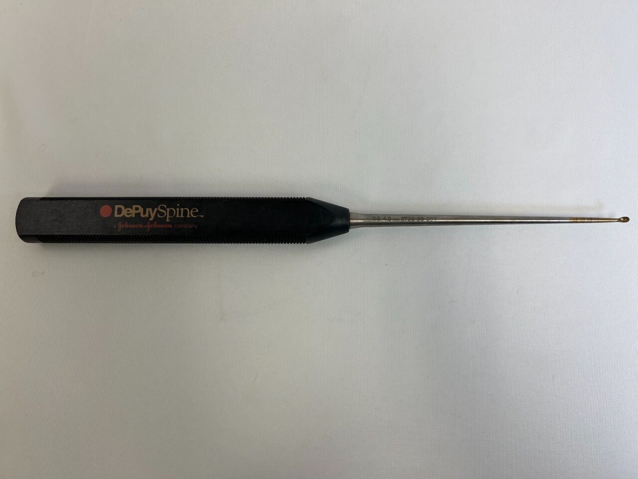 SYNTHES 2735-09-204 Oval Angled Bone Curette 4.0mm — photo 3
