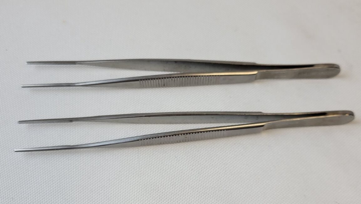 CODMAN 30-8131 DeBakey-Diethrich Vascular Forceps, 2x3 Teeth, 6"
