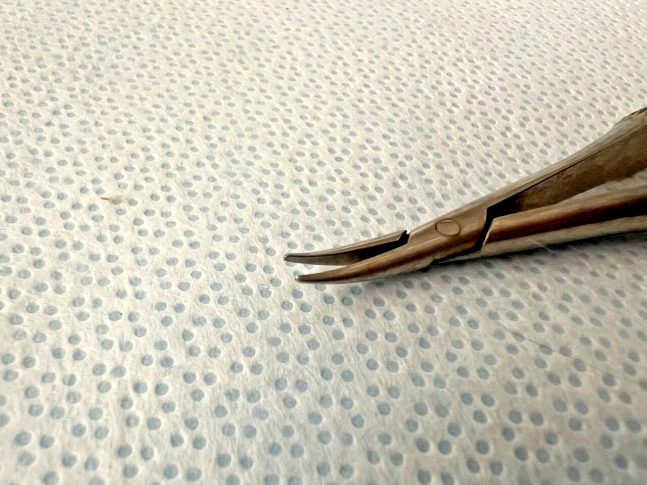 STEPHENS S6-1125 Curved Non-Locking Needle Holder Slim Model 0.45mm X 4-3/4" — photo 2