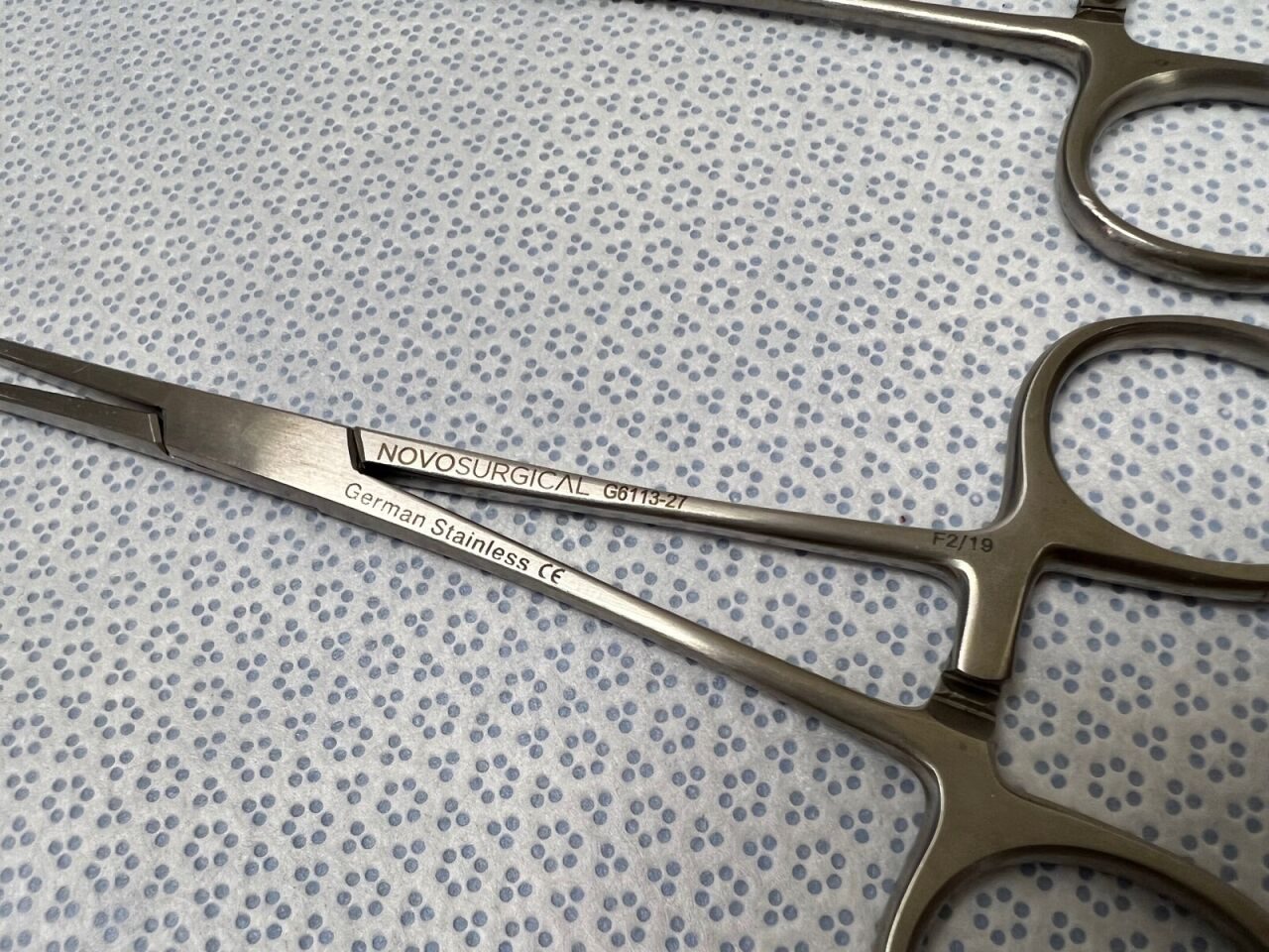 NOVO SURGICAL G6113-27 Surgical Allis Tissue Forceps 5 x 6 Teeth Set of 3 — photo 3