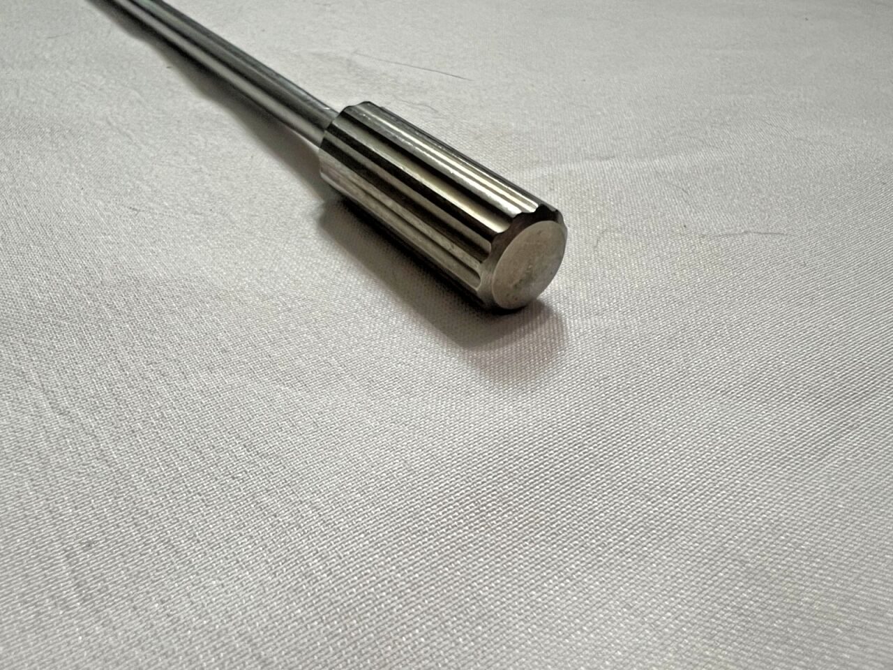 AESCULAP BN320 Straight Exploratory Probe w/ Retention Function 5mm X 17" Length — photo 4