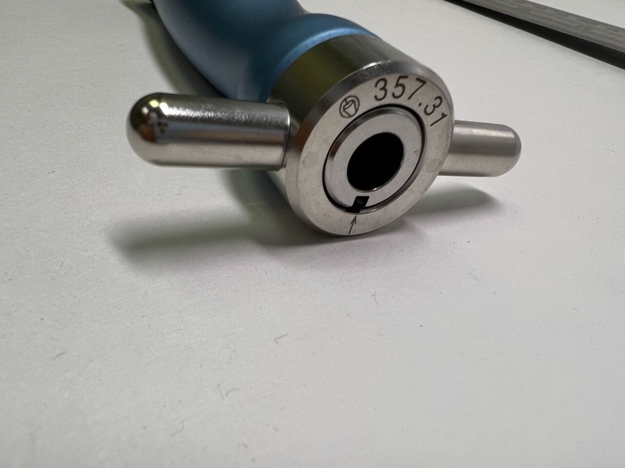 SYNTHES 357.31 Spiral Blade Inserter Instrument — photo 1