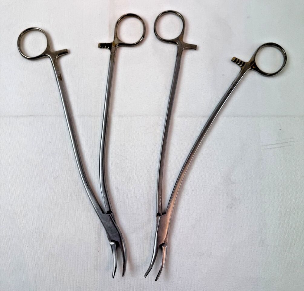 CODMAN 36-4015 T/C Jaw Stratte Needle Holders 9" Pair