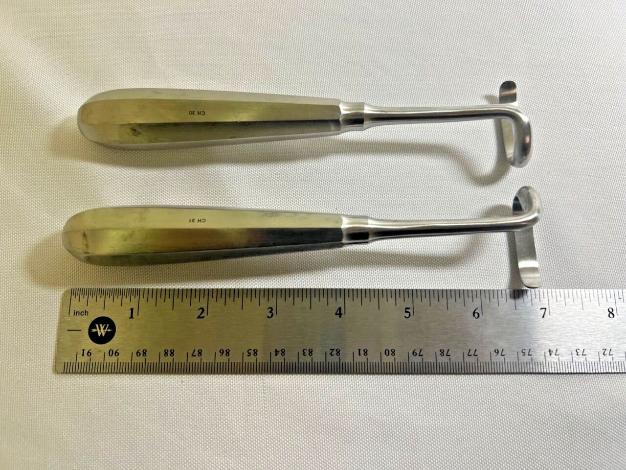 V. MUELLER CH30 & CH31 Right Sided & Left Sided Rasps Set of 2 — photo 4