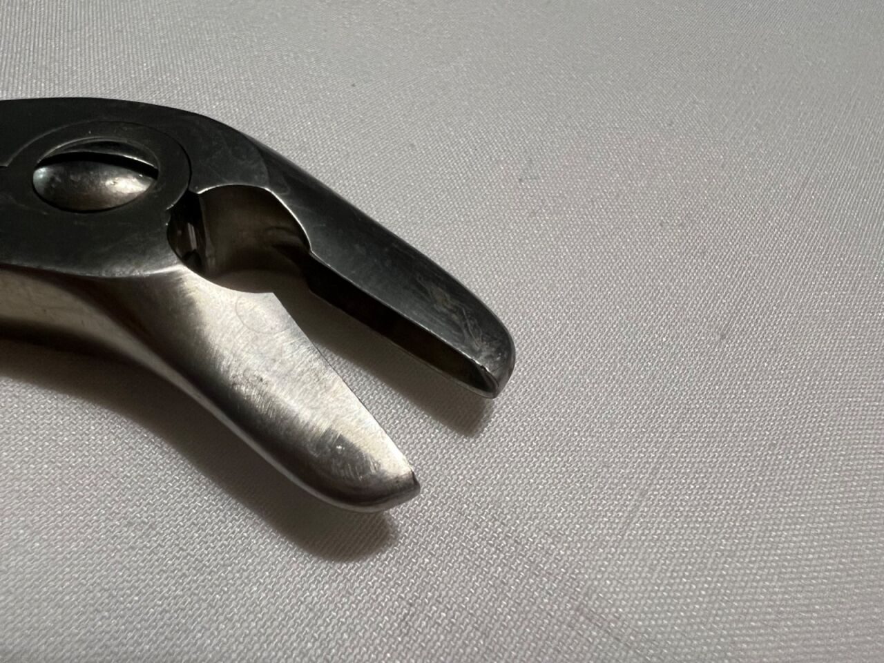 V. MUELLER NL633 Leksell Rongeur Forceps 3mm x 13mm Double Action Slight Curve — photo 2