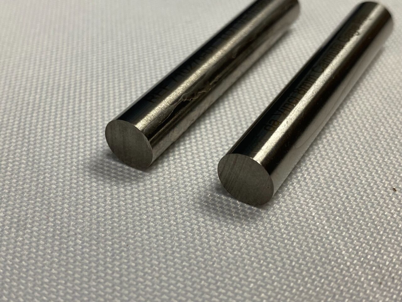 INTUITIVE SURGICAL 710276-01 Da Vinci 8mm Cannula Gage Pin, Set of 2 — photo 3