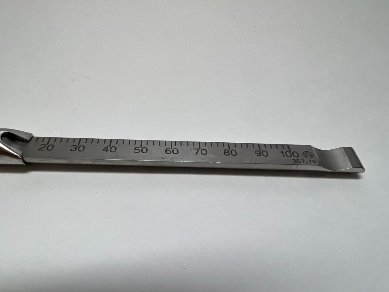 SYNTHES 357.79 Depth Gauge For Locking Bolts — photo 4