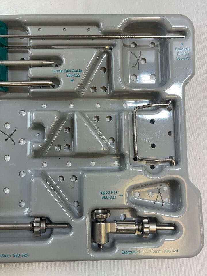 MEDTRONIC Various  Stealth Station Cranial Set w/ Sterilization Case — photo 9