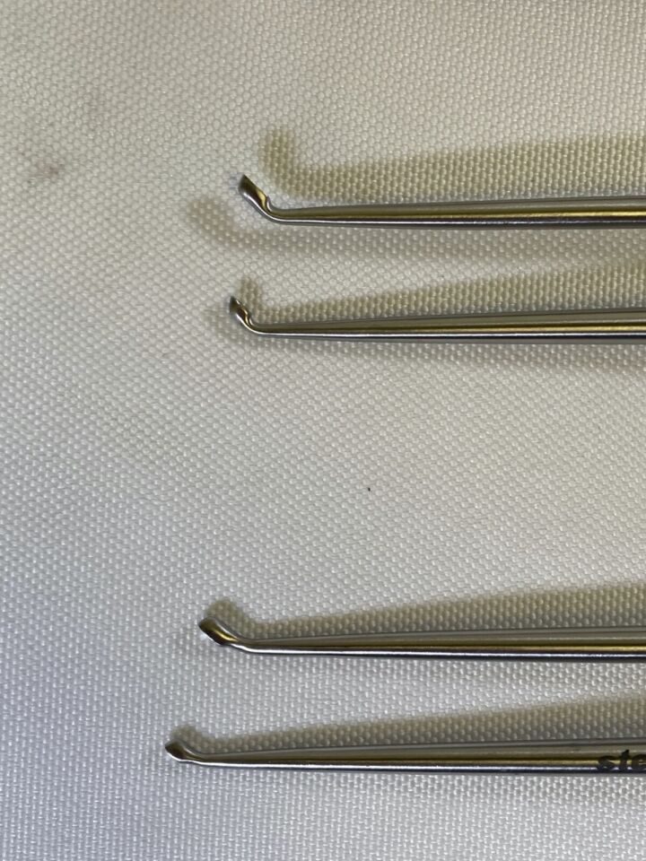 STEALTH SURGICAL Various Cervical Axial Curettes w/ Sterilization Case — photo 10