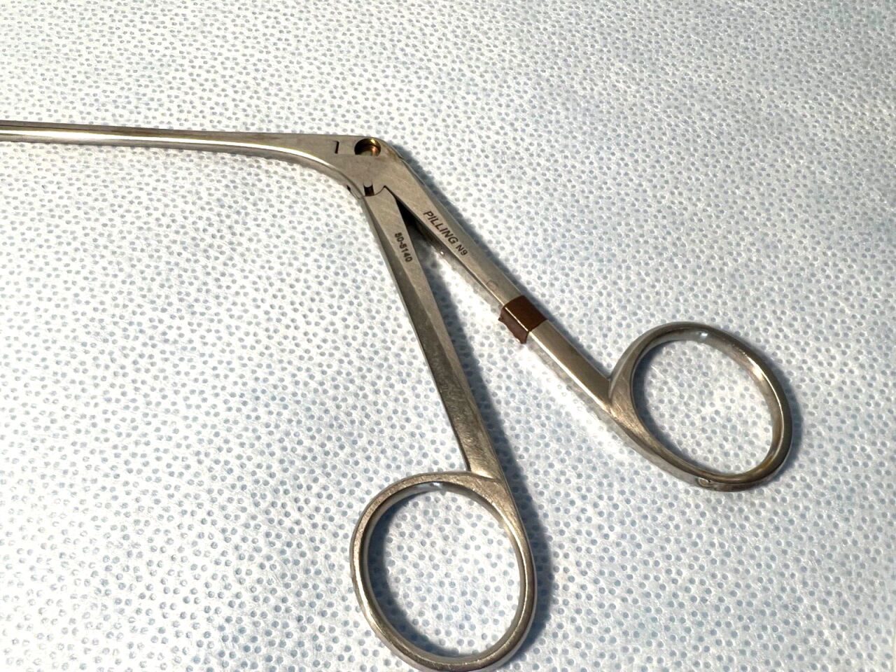 PILLING 50-5140 Sam Roberts Laryngeal Straight Cup Forceps 6mm X 60cm — photo 2